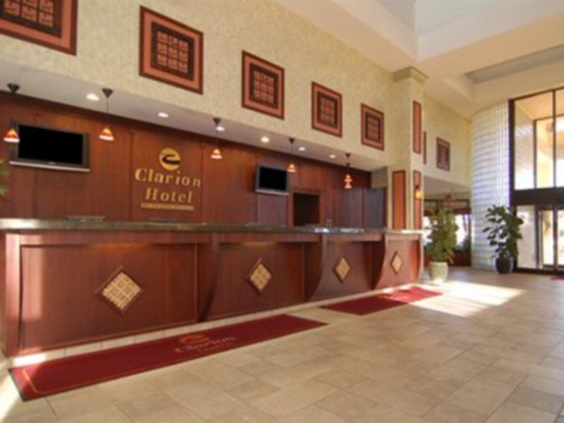 Quality Inn & Conference Center Tampa Exteriör bild